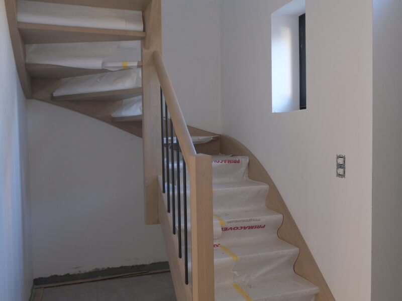 Ruime nieuwbouwwoning met terras in hartje Stalhille