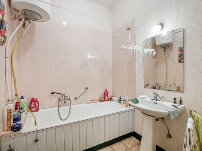 Tweeslaapkamerappartement met karakter in de Tarwestraat